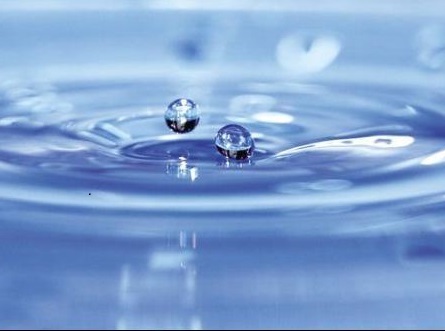 1479863563998724.jpg 生活飲用水01.jpg